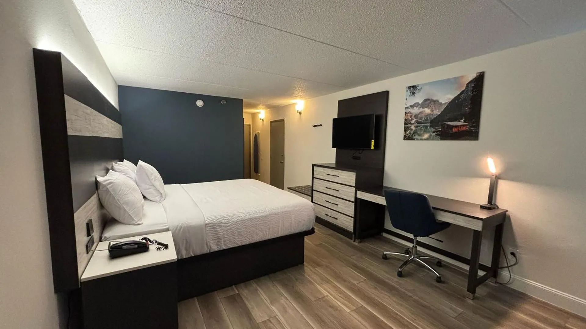 Baymont By Wyndham Williamsburg I-64 Hotel